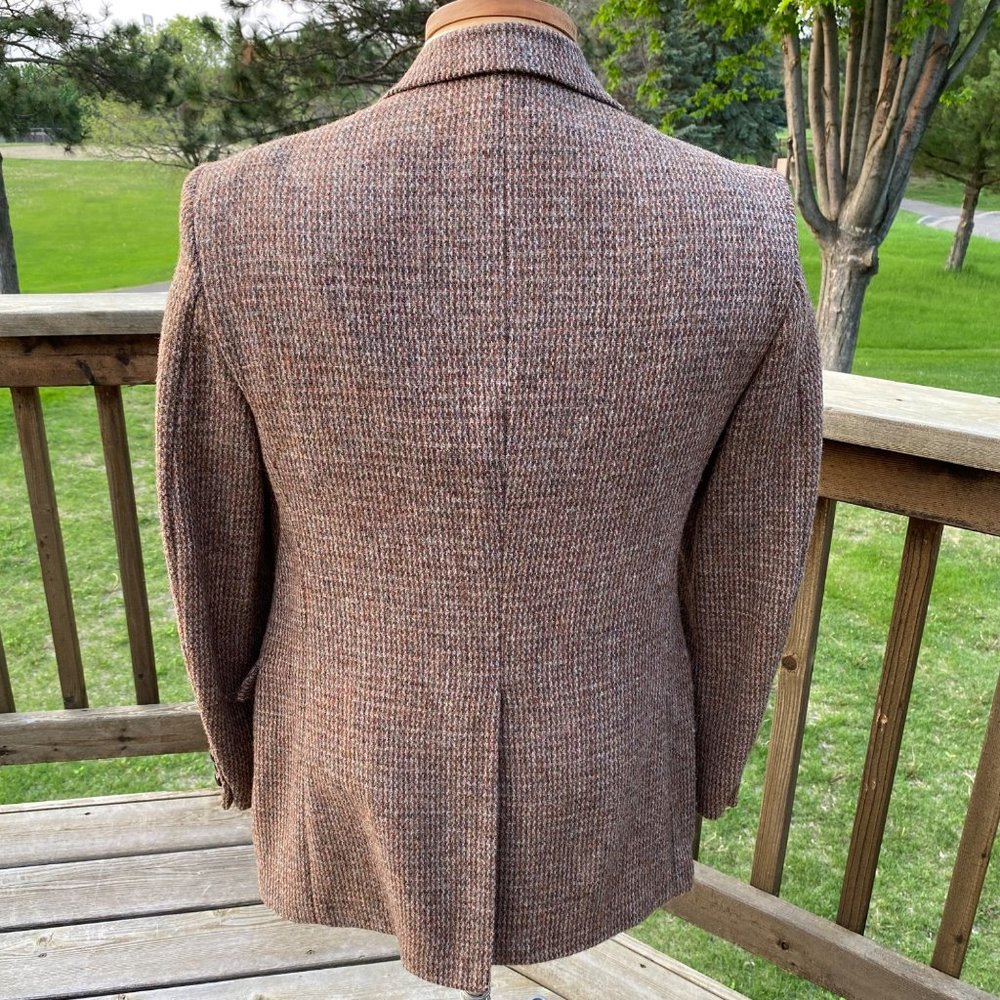 Harris Tweed Men's Scottish Wool Blazer Jacket Size 40  Brown 2 Button Vintage - Picture 2 of 16